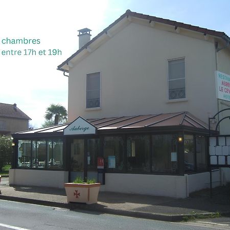 Auberge le Cévenol La Cavalerie Buitenkant foto