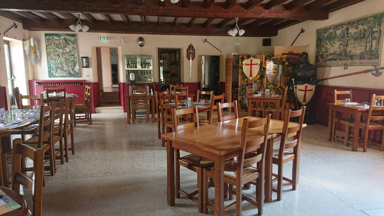 Auberge le Cévenol La Cavalerie Buitenkant foto
