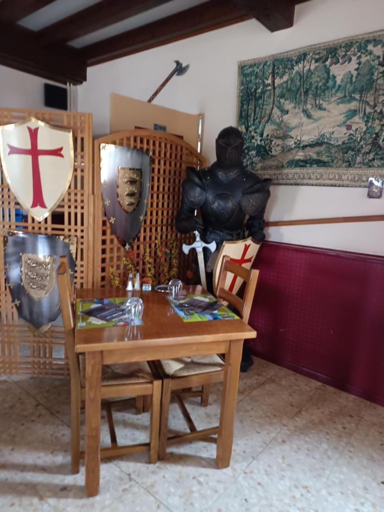 Auberge le Cévenol La Cavalerie Buitenkant foto